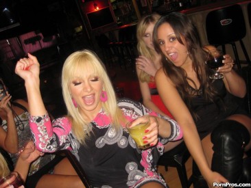 Clothed drunk teen blonde Lea Lexus takes stripper