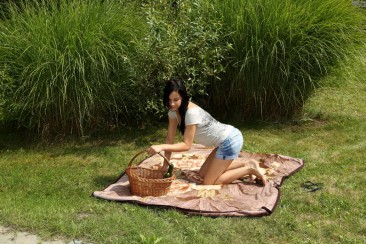 Sexy brunette Abbie Cat has arranged the picnic with stripping and hot dildo fucking