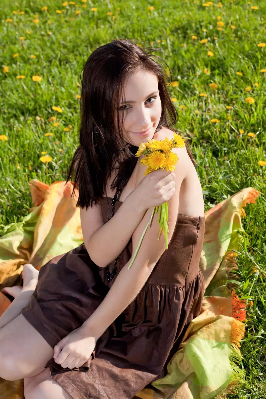 Brunette teen Victory Nubiles willing to enjoy the soft green grass and tender sun with naked body