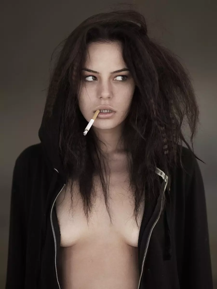 Photos of smoking girls