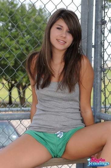 Naughty teen babe Shyla Jennings strips her sports outfit right on the field